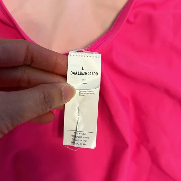 ☀️NWOT Cupshe Deep V Neck Hot Pink Crisscross Back swimsuit L - Picture 8 of 8